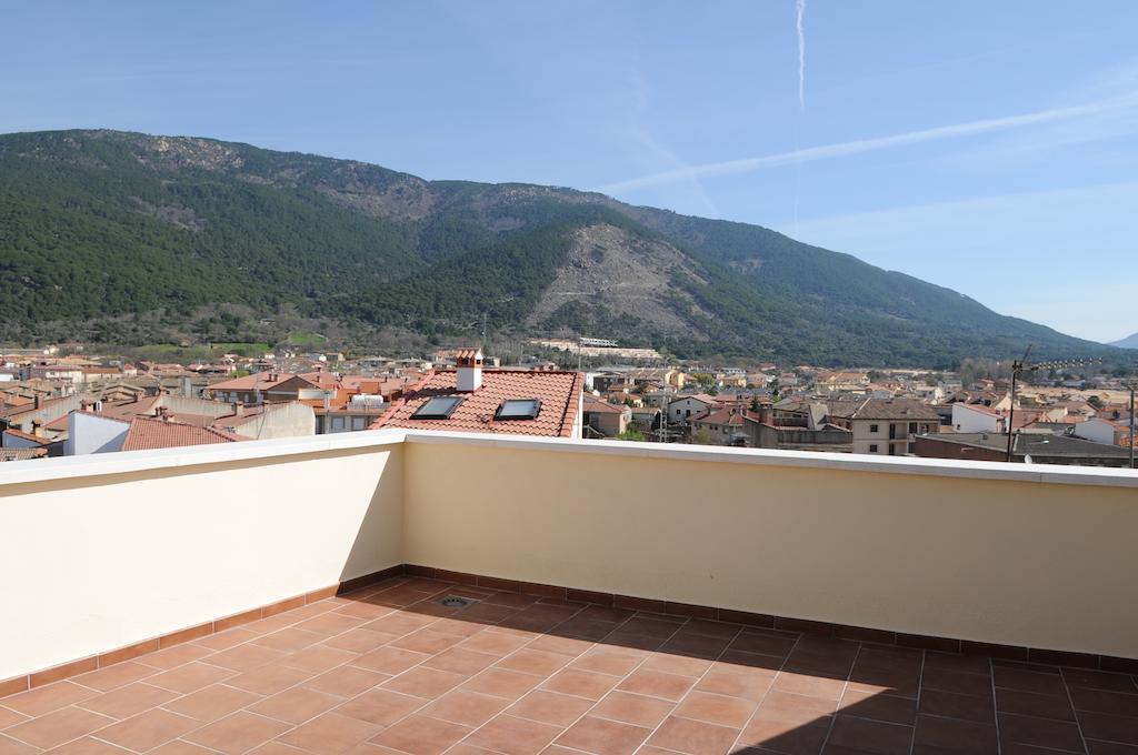 Apartament Edificio Reyes La Adrada Zewnętrze zdjęcie
