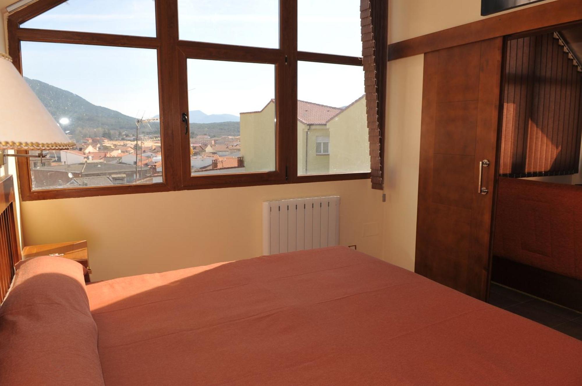 Apartament Edificio Reyes La Adrada Zewnętrze zdjęcie